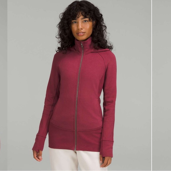lululemon athletica Sweaters - Lululemon Hooded Radiant Jacket Mulled Wine size 12